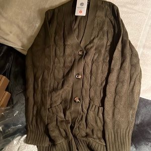 Button up pocket sweater